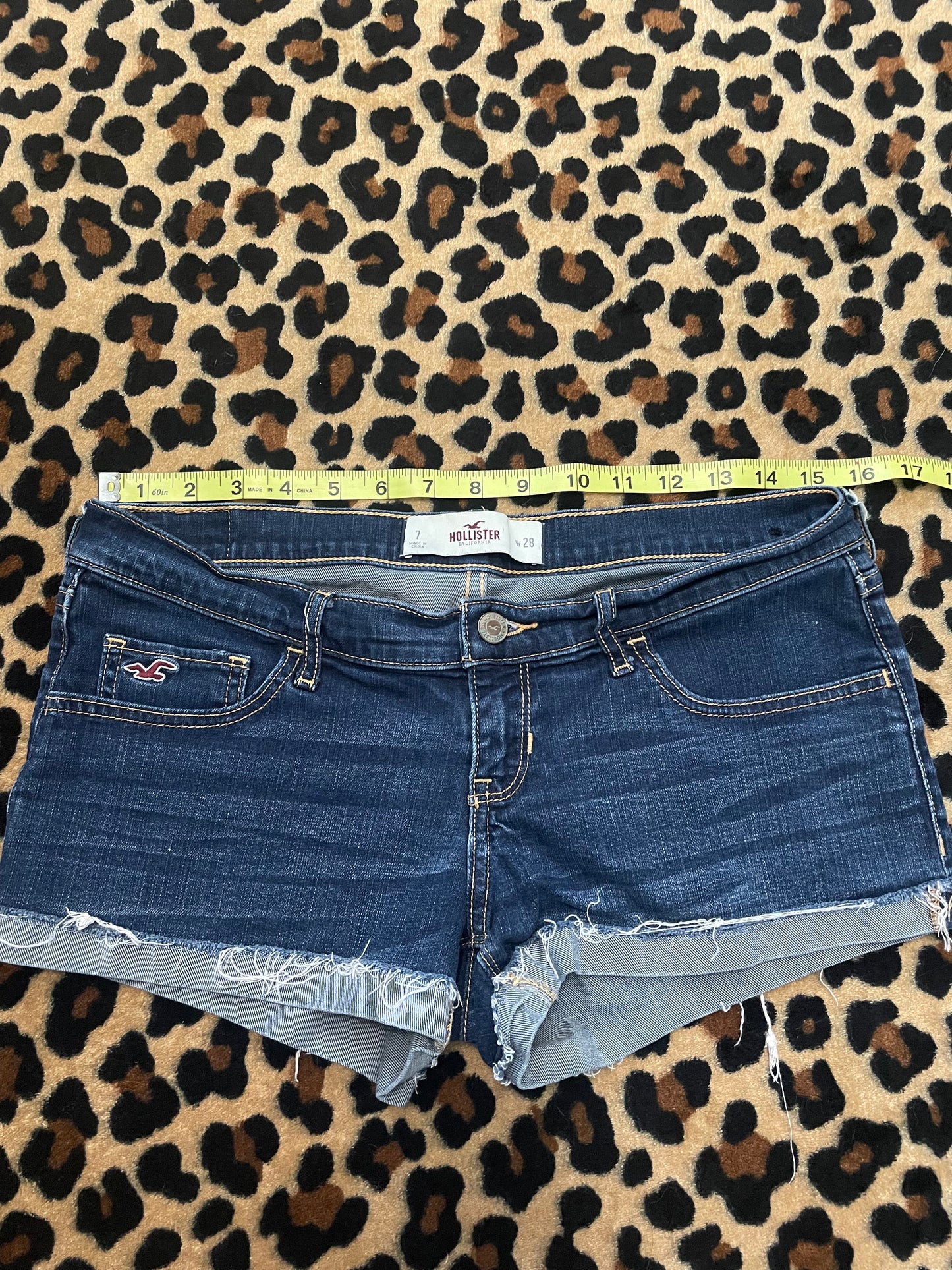 hollister lowrise mini shorts