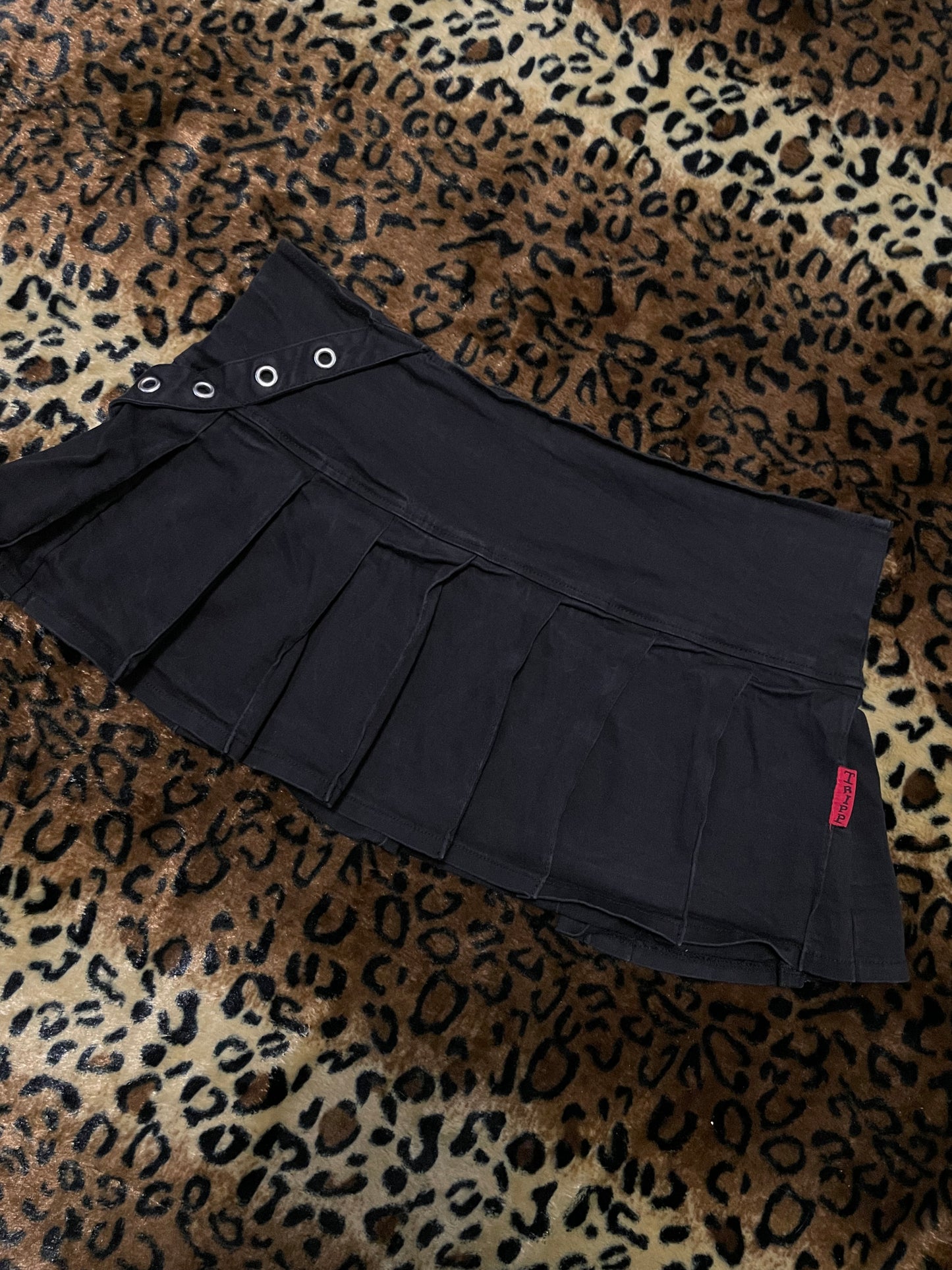 tripp nyc pleated mini skirt